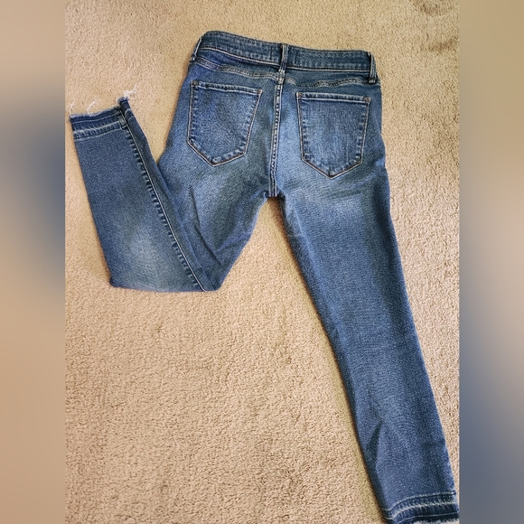 ABERCROMBIE & FITCH women's jeans SIZE 27 SHORT - Picture 2 of 3